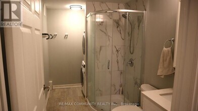 1061 Rowntree Crescent in Pickering, ON - Building Photo - Building Photo