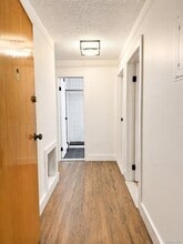 287 NY-32 in Central Valley, NY - Building Photo - Building Photo