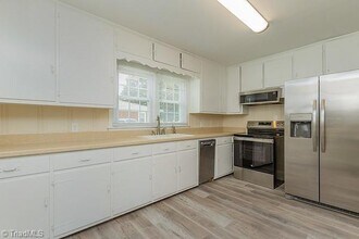 206 Abbotts Ave in Lexington, NC - Building Photo - Building Photo