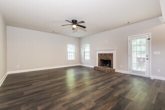 11040 Southwood Dr in Hampton, GA - Building Photo - Building Photo