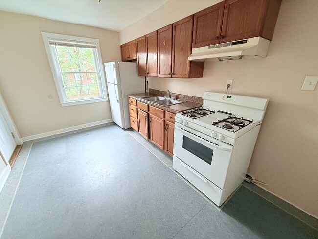 property at 343 Hemlock Dr