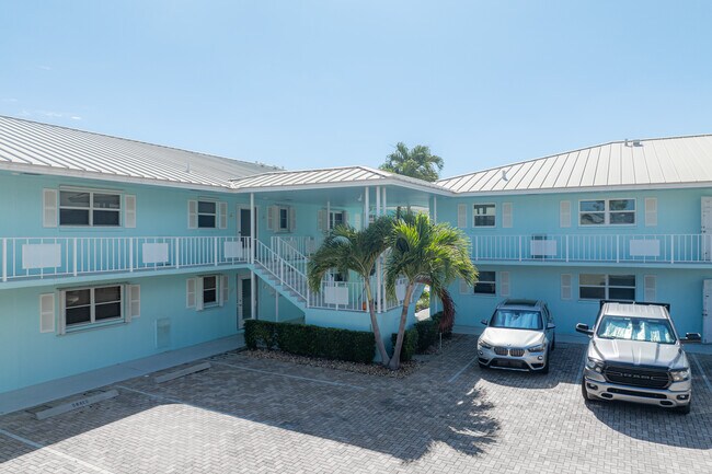 Harbour Lights in North Palm Beach, FL - Building Photo - Building Photo