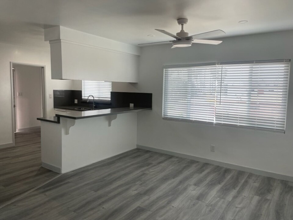 3556 W 113th St in Inglewood, CA - Building Photo