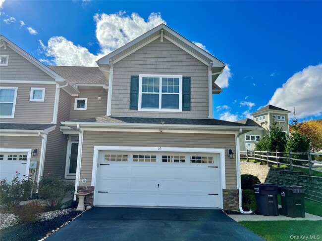 property at 19 Highrose Ridge Way