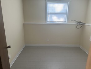 3812 11th Ave in Rock Island, IL - Foto de edificio - Building Photo
