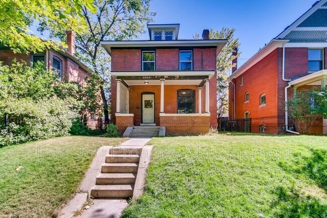 property at 2924 Vine St