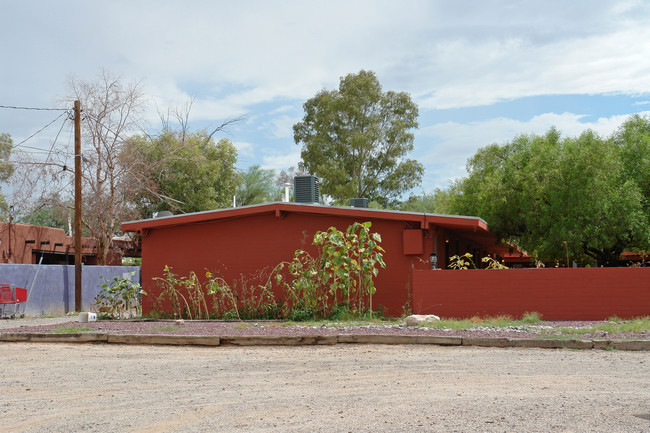 3314 - B E Flower St in Tucson, AZ - Building Photo - Building Photo