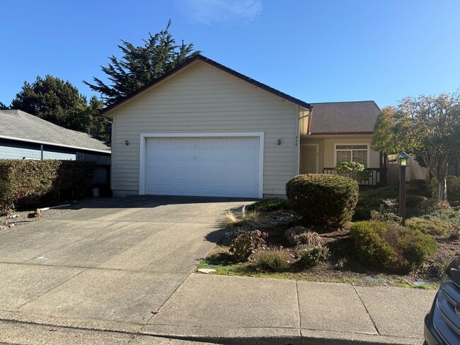 property at 929 Seagate St