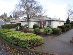 5498 Brookwood St S in Salem, OR - Building Photo - Building Photo