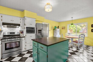 408 Ramble Ln in Austin, TX - Building Photo