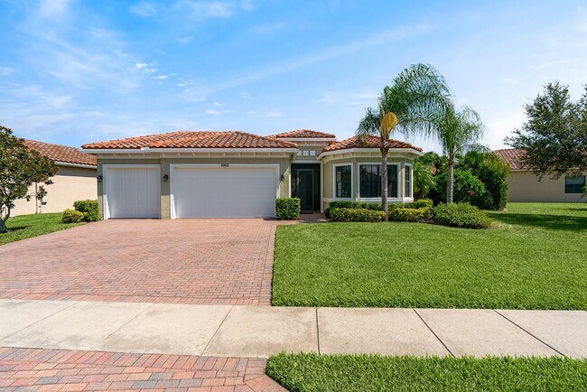 4960 55th St in Vero Beach, FL - Building Photo - Building Photo