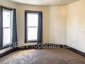 1012 Bridge St NW in Grand Rapids, MI - Building Photo - Building Photo