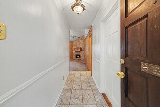 1510 S 3rd St in Conroe, TX - Building Photo - Building Photo