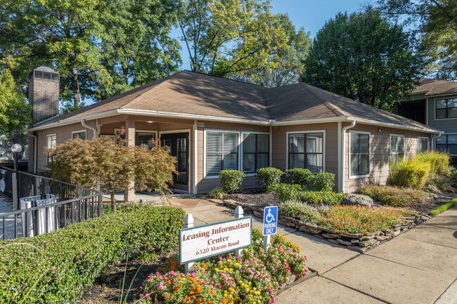 Canterbury Woods Apartments