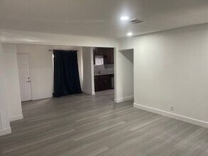 900 S G, Unit WAITWTOK in Perris, CA - Building Photo - Building Photo