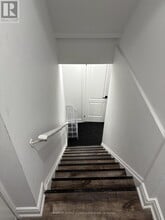 23 Knotty Pine Ave in Cambridge, ON - Building Photo - Building Photo