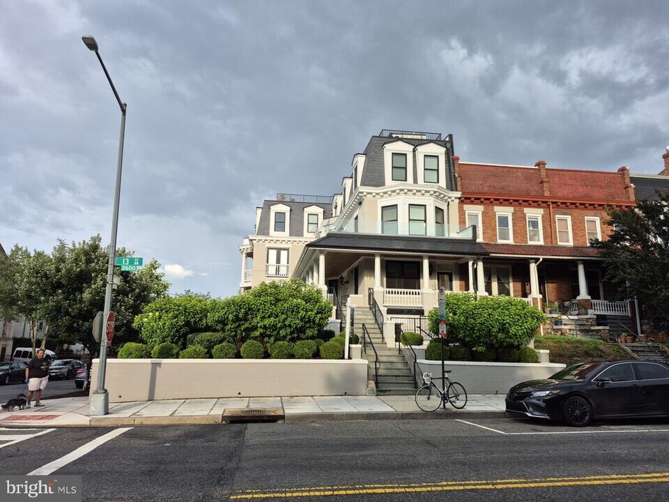 1248 Fairmont St NW in Washington, DC - Building Photo