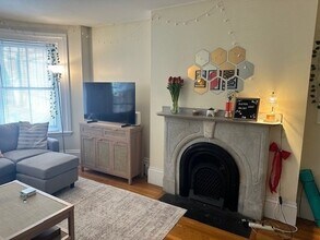 61 Dwight St in Boston, MA - Building Photo - Building Photo
