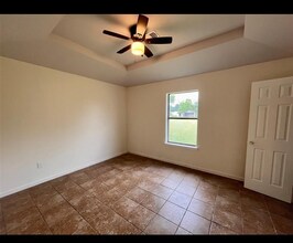 300 Nevils St in Bridge City, TX - Building Photo - Building Photo