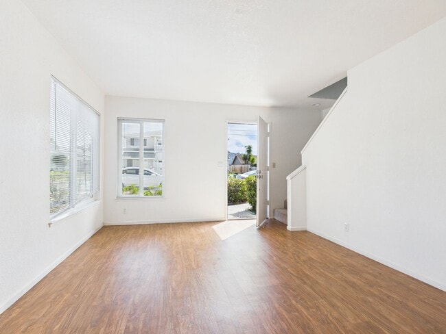 property at 3157 Lynscott Dr