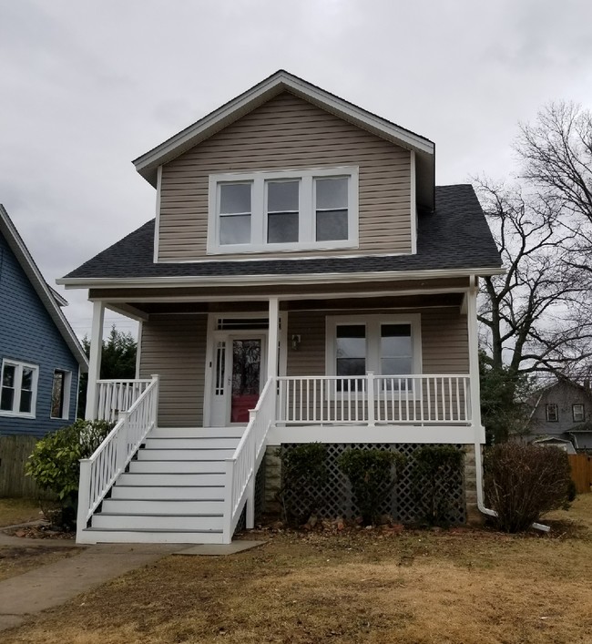 property at 2901 Chesley Ave