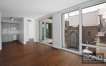 400 W 113th St in New York, NY - Building Photo - Building Photo