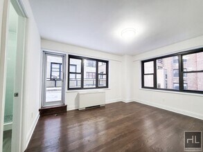 EAST 56 STREET in New York, NY - Building Photo - Building Photo