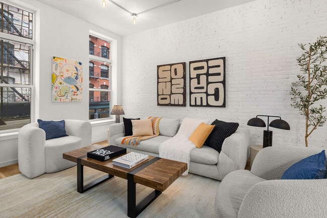 69 Leonard St in New York, NY - Building Photo - Building Photo
