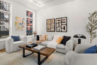 69 Leonard St in New York, NY - Building Photo - Building Photo