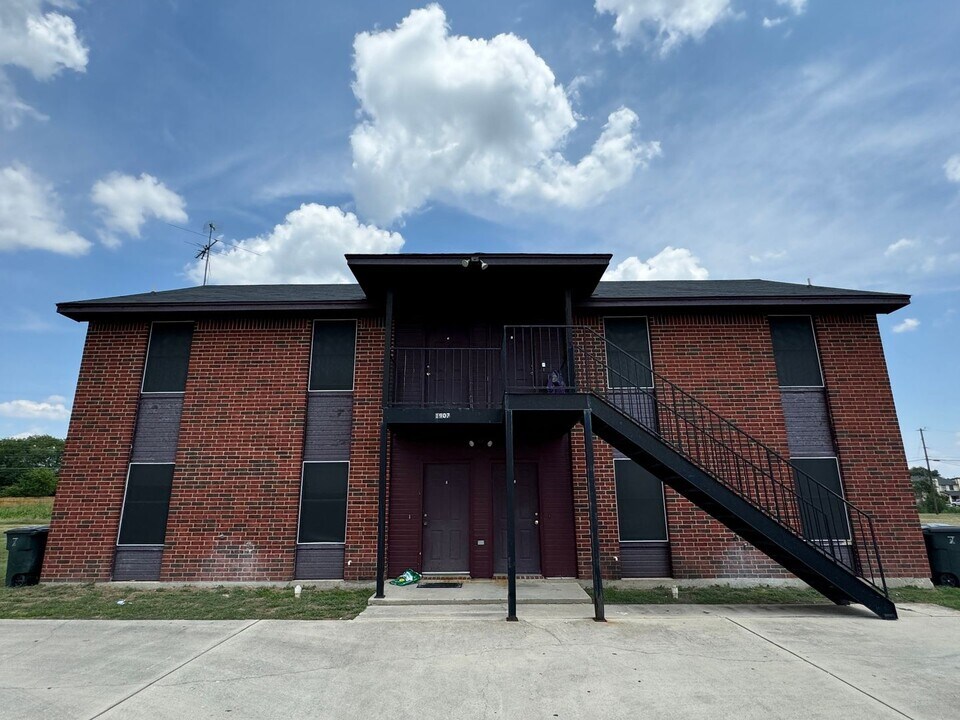 1902 Windward Dr in Killeen, TX - Building Photo