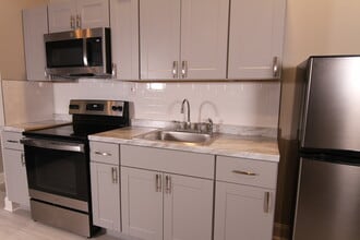 4711 Penn St, Unit A3 in Philadelphia, PA - Building Photo - Building Photo