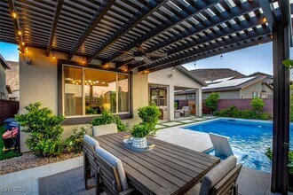 9702 Starlight Ridge Ave in Las Vegas, NV - Building Photo - Building Photo