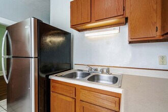 246 W 5th Ave in Columbus, OH - Foto de edificio - Building Photo