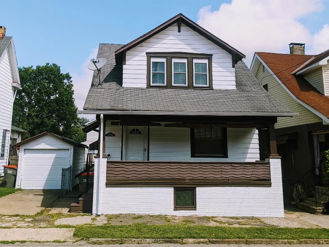 property at 506 15th St