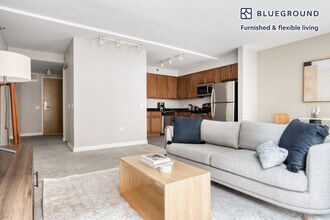 210 N Wells St, Unit SI FL15-ID634 in Chicago, IL - Foto de edificio - Building Photo