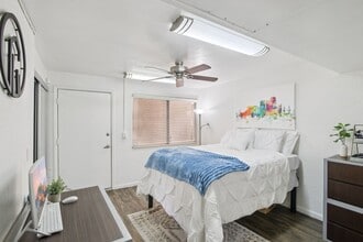 The U at Park in Tucson, AZ - Foto de edificio - Building Photo