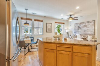 519 Sirte Terrace in Sunnyvale, CA - Building Photo - Building Photo