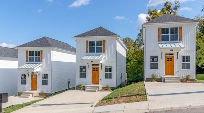 property at 827 Charlotte St