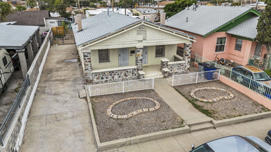 3 Bed - 2 Bath in El Paso, TX - Building Photo - Building Photo