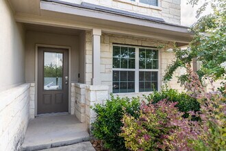 9712 Moon Shine in San Antonio, TX - Building Photo - Building Photo