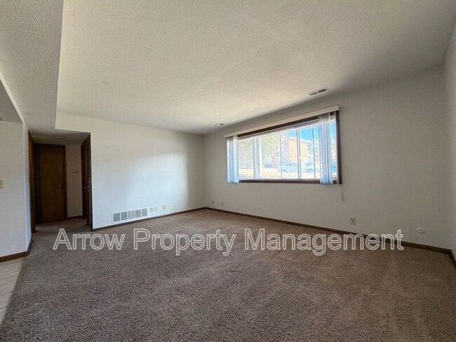 3831 S 46th St in Lincoln, NE - Building Photo - Building Photo