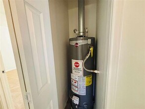 2762 Beverly Hills Dr in Fort Worth, TX - Building Photo - Building Photo