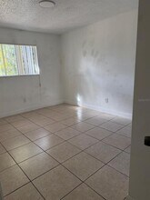 500 E Rosewood Ln in Tavares, FL - Building Photo - Building Photo