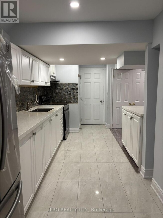 property at 3104 Tours Rd