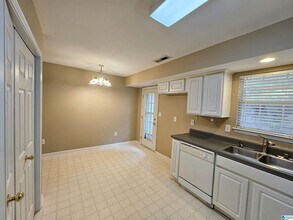 156 Rocky Ridge Dr in Helena, AL - Building Photo - Building Photo