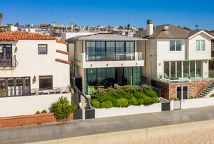 2428 The Strand in Hermosa Beach, CA - Building Photo
