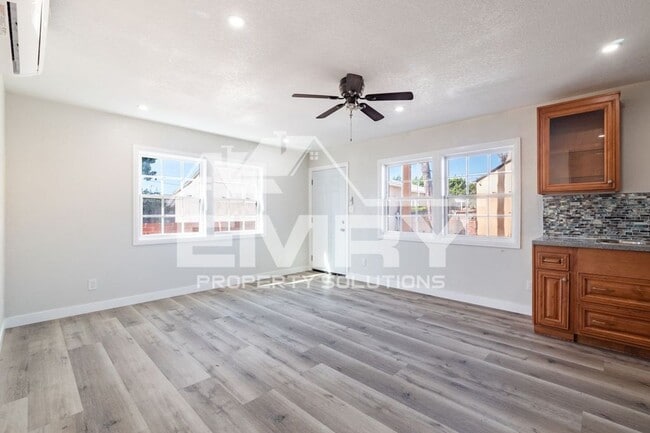 property at 3652 Platt Ave