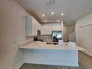 2165 Windward Cay Ln in Middleburg, FL - Building Photo - Building Photo