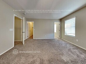 2269 E Hazeltine Way in Chandler, AZ - Foto de edificio - Building Photo