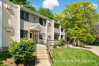 1117 Mac Arthur Rd in Madison, WI - Building Photo - Building Photo